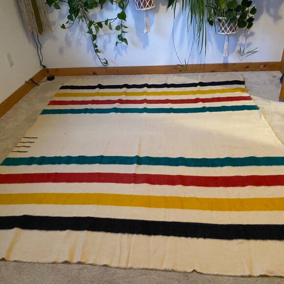 Vintage Hudson Bay 4-point Camp Blanket 100% Wool Made in England Rustic Decor - Picture 3 of 9